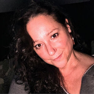 Meet your Posher, Stacey